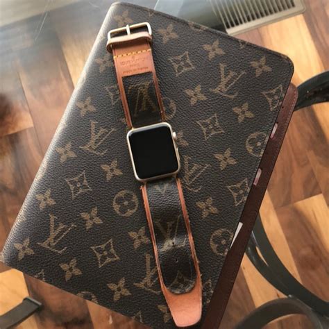 cinturino apple watch louis vuitton amazon|Amazon.com: Louis Vuitton Apple Watch Band 42mm.